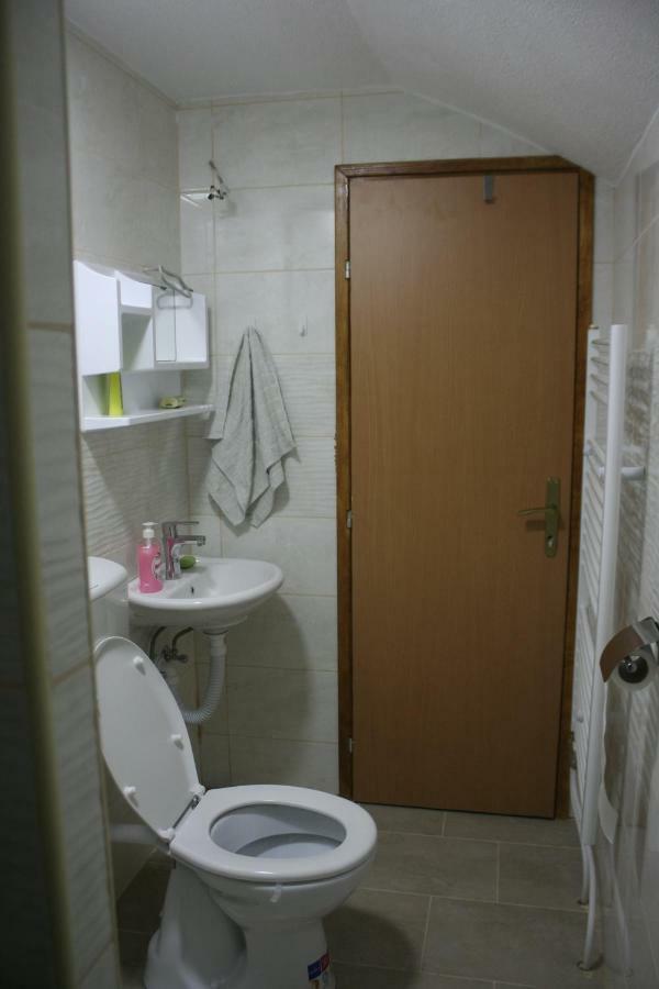 Apartmani "Babici" バニャ・ルカ エクステリア 写真