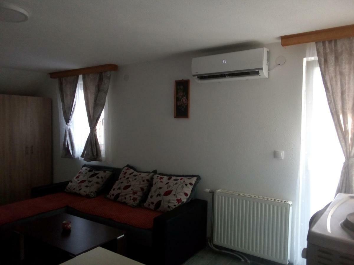 Apartmani "Babici" バニャ・ルカ エクステリア 写真